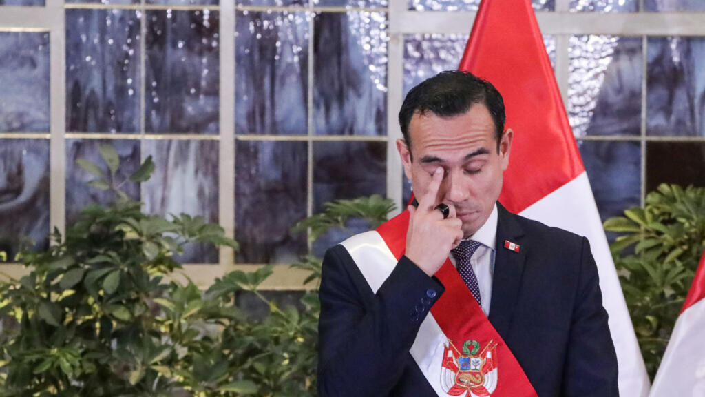 Perú destituye a José Jerí en medio de denuncias por corrupción y profundiza su crisis política