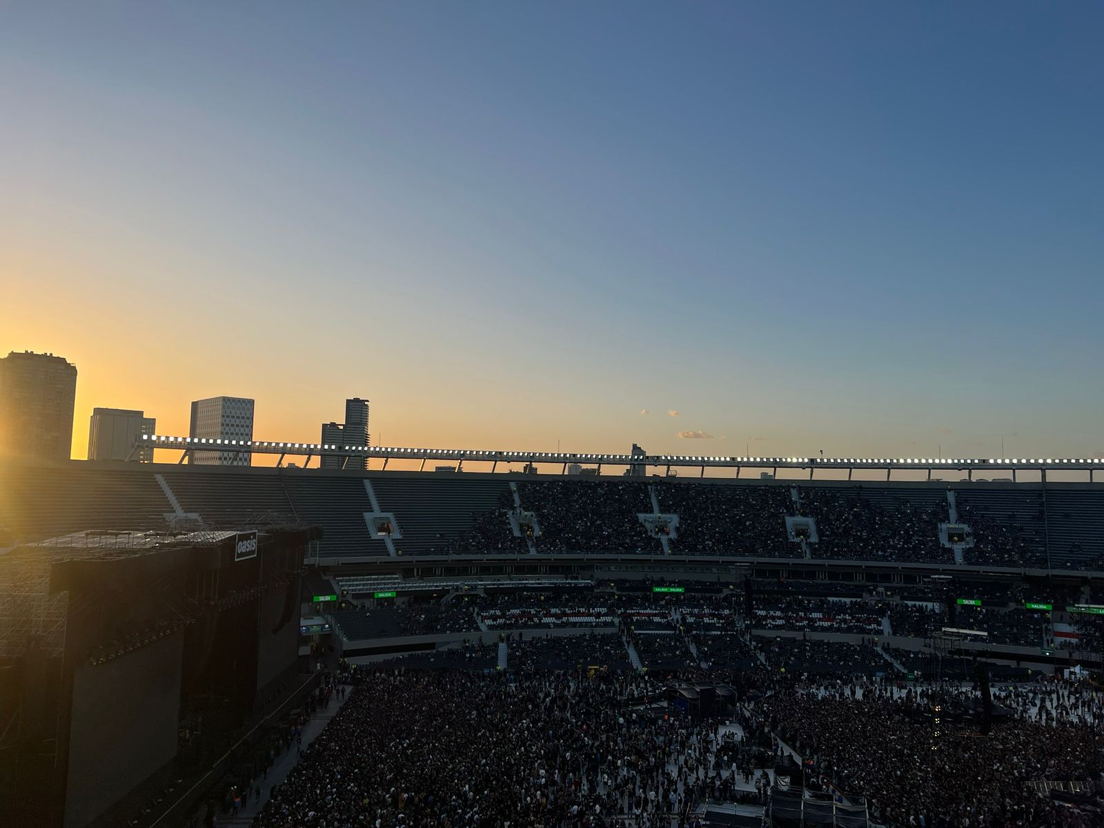 Los hermanos sean unidos; los Gallagher regresan a River
