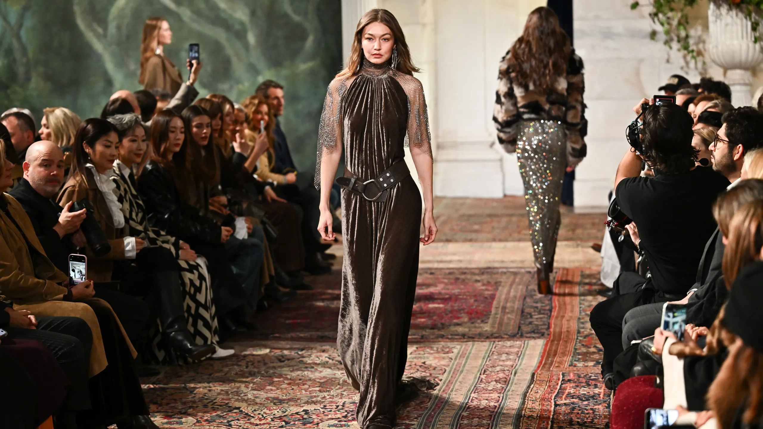 Vuelve el clean look y el Y2K, según lo que se vio en la Semana de la Moda en Nueva York