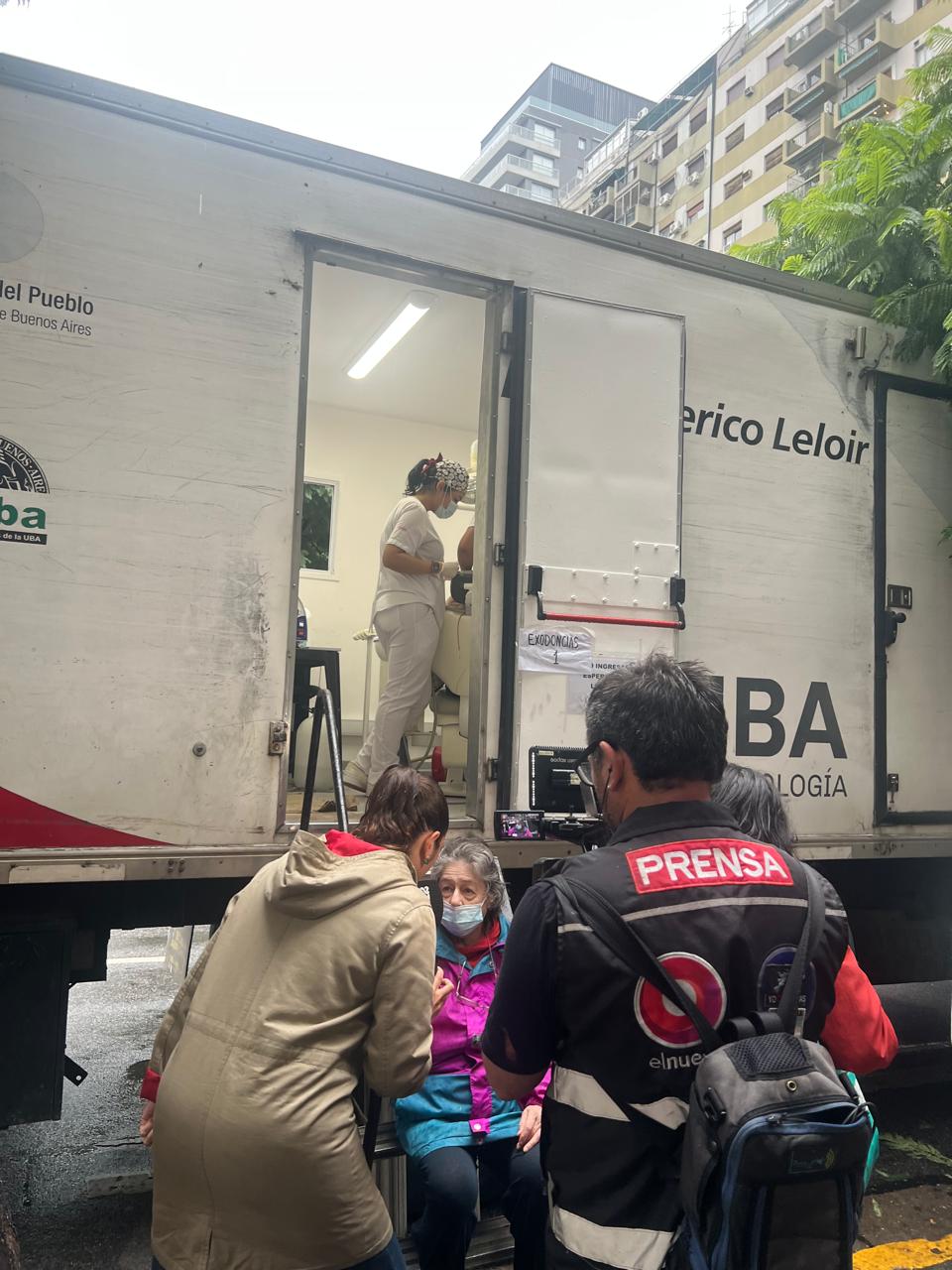 La UBA y su paro a la japonesa Docentes y no docentes de la universidad realizan una jornada de visibilización con actividades abiertas en otro reclamo por el cumplimiento de la ley por financiamiento