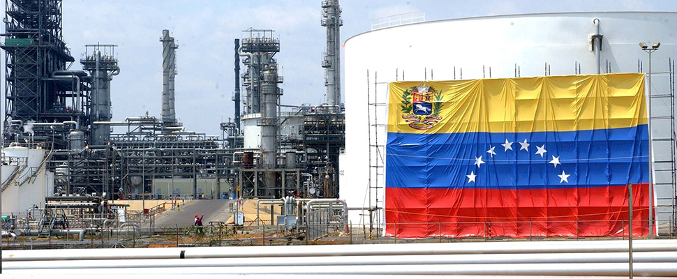 El país con las mayores reservas de petróleo del mundo no tiene luz: la crisis eléctrica que frena su recuperación